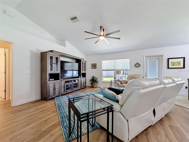 8580 SE 163RD LANE, Summerfield, FL 34491