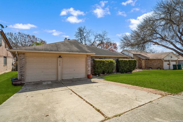 8120 Forest Dawn, Live Oak, TX 78233