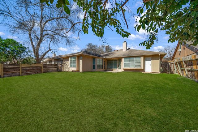 8120 Forest Dawn, Live Oak, TX 78233