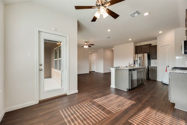 719 Stampede Lane, Princeton, TX 75407