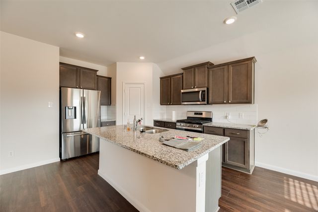 719 Stampede Lane, Princeton, TX 75407