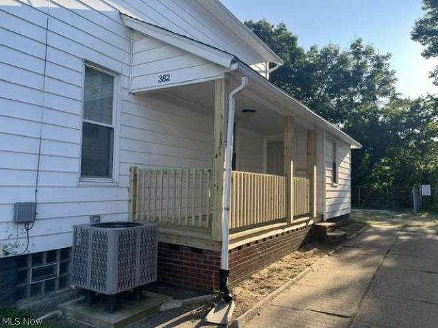 382 Kling Street, Akron, OH 44311