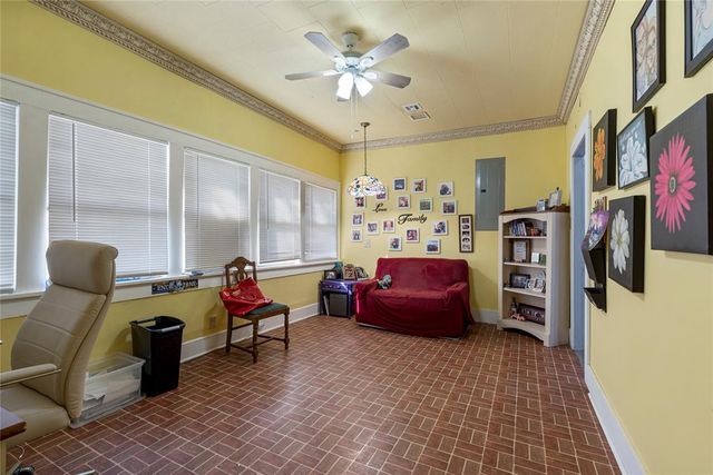 505 N Cimarron Avenue, Drumright, OK 74030