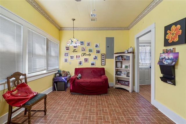 505 N Cimarron Avenue, Drumright, OK 74030