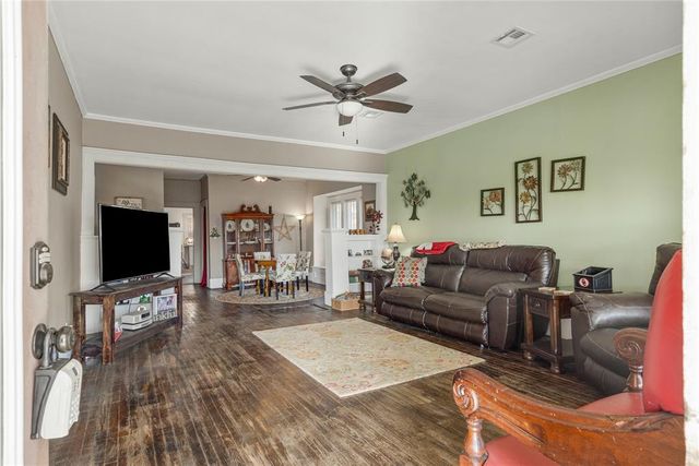 505 N Cimarron Avenue, Drumright, OK 74030