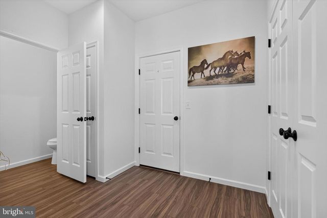 2249 S AUTUMN CHASE DR, Mechanicsburg, PA 17055