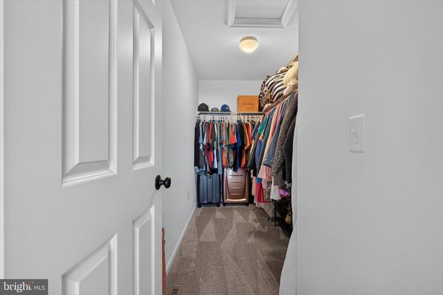 2249 S AUTUMN CHASE DR, Mechanicsburg, PA 17055