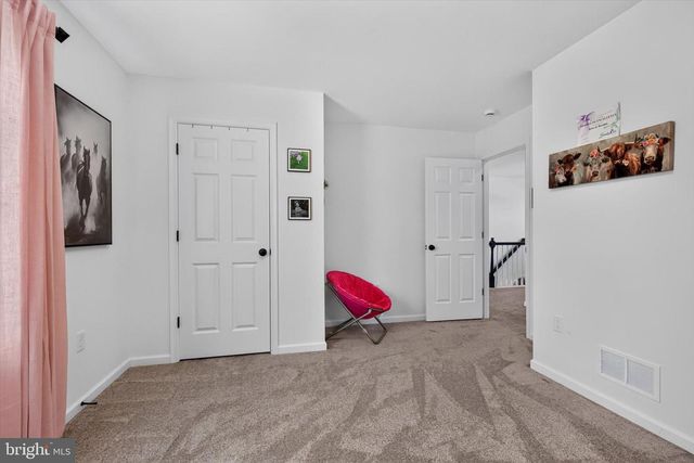2249 S AUTUMN CHASE DR, Mechanicsburg, PA 17055
