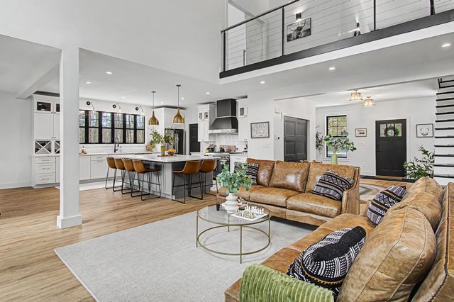 77 Two Ponds Road, Warren, VT 05674