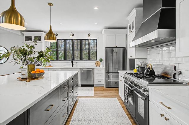 77 Two Ponds Road, Warren, VT 05674