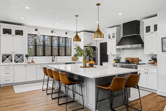 77 Two Ponds Road, Warren, VT 05674