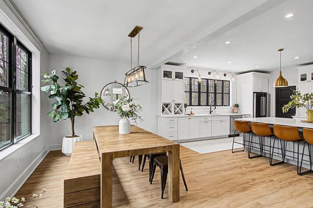 77 Two Ponds Road, Warren, VT 05674