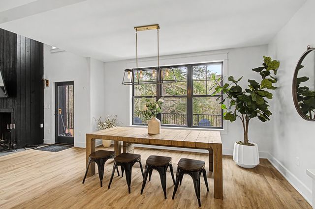 77 Two Ponds Road, Warren, VT 05674