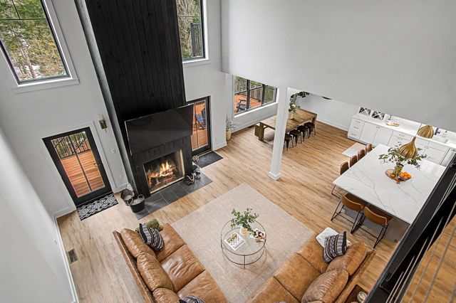 77 Two Ponds Road, Warren, VT 05674