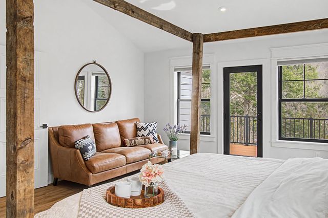 77 Two Ponds Road, Warren, VT 05674