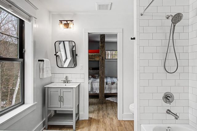 77 Two Ponds Road, Warren, VT 05674