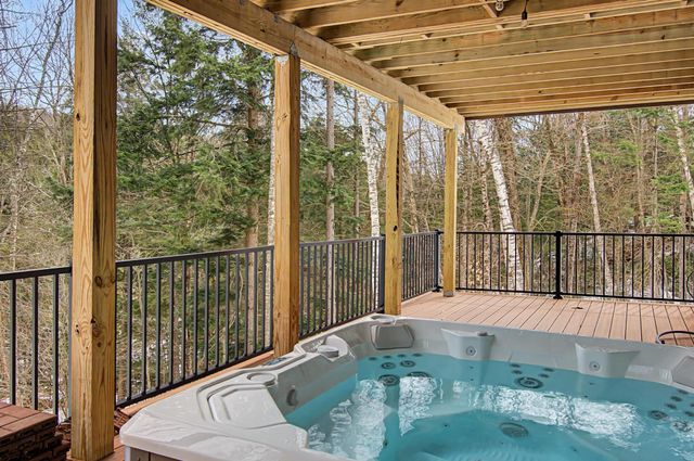 77 Two Ponds Road, Warren, VT 05674