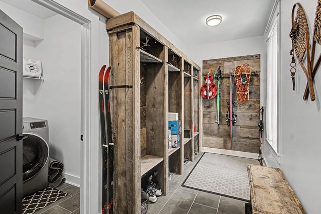 77 Two Ponds Road, Warren, VT 05674