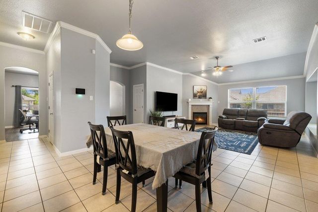 212 Lismore ST, Hutto, TX 78634