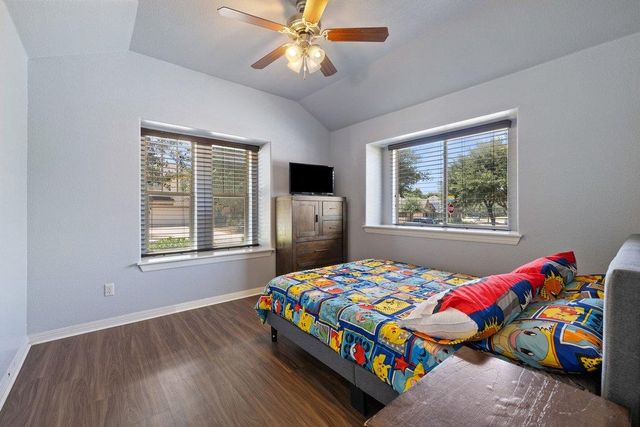 212 Lismore ST, Hutto, TX 78634