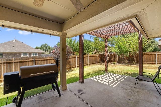 212 Lismore ST, Hutto, TX 78634