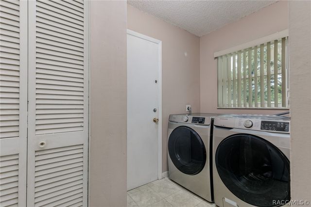 1975 W Belgrade Drive, Dunnellon, FL 34434