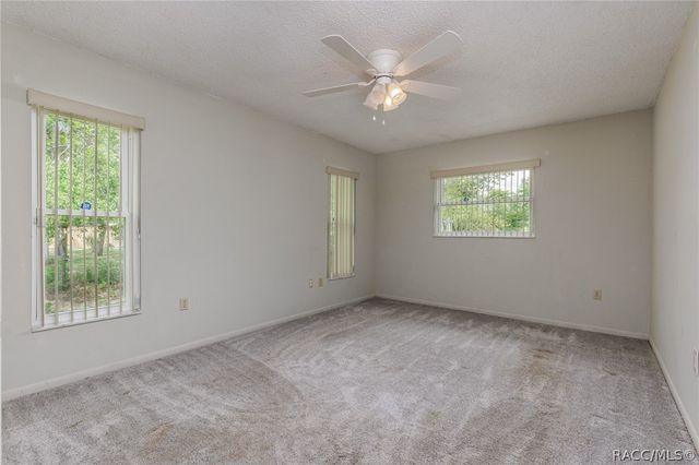 1975 W Belgrade Drive, Dunnellon, FL 34434