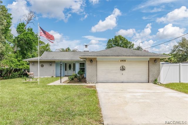 1975 W Belgrade Drive, Dunnellon, FL 34434