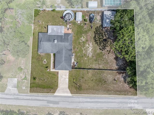 1975 W Belgrade Drive, Dunnellon, FL 34434