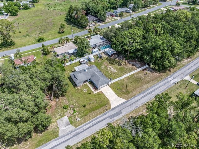 1975 W Belgrade Drive, Dunnellon, FL 34434