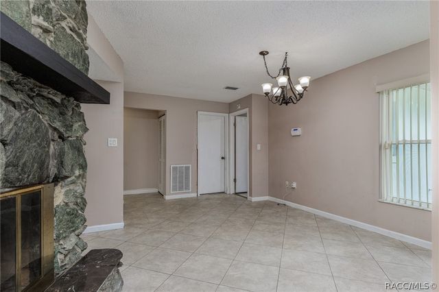 1975 W Belgrade Drive, Dunnellon, FL 34434