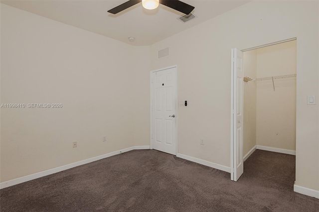 8903 NW 184th Ter, Miami Lakes, FL 33018