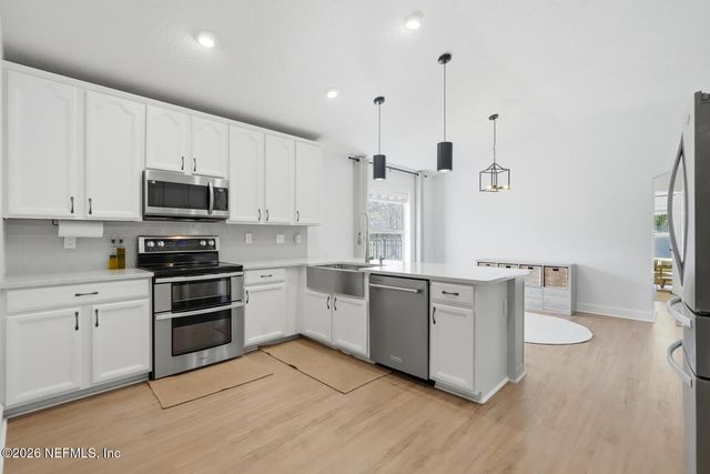 1013 WELAKA Way, St. Johns, FL 32092