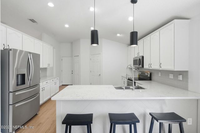 1013 WELAKA Way, St. Johns, FL 32092