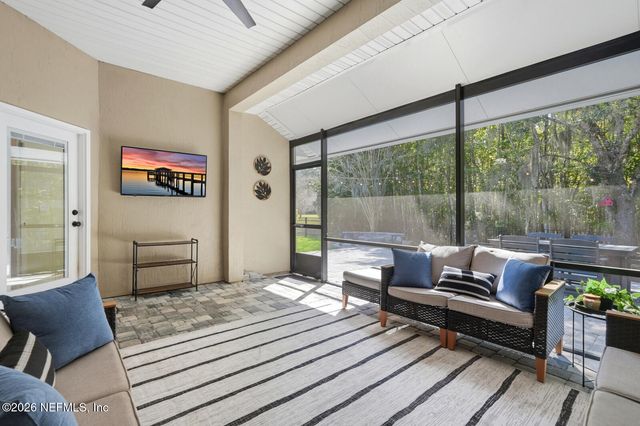 1013 WELAKA Way, St. Johns, FL 32092