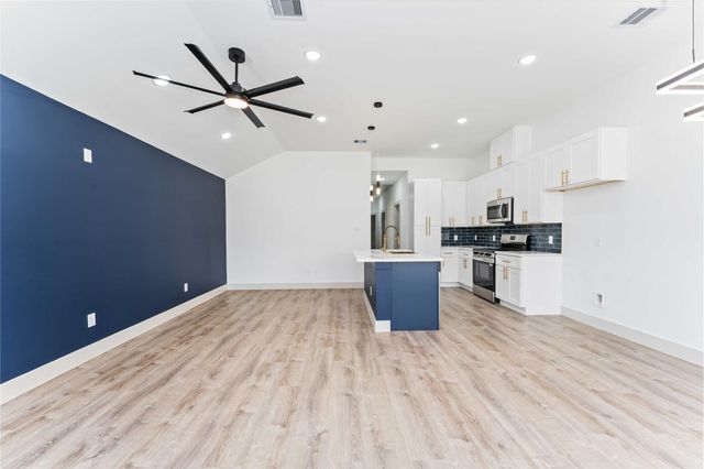 9001 Nyssa Street A, Houston, TX 77078