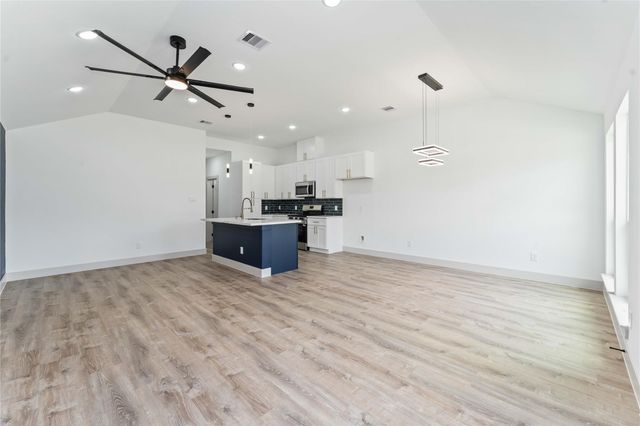 9001 Nyssa Street A, Houston, TX 77078