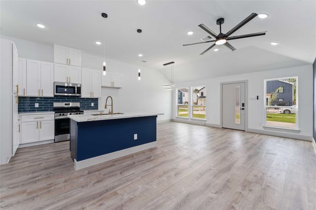 9001 Nyssa Street A, Houston, TX 77078