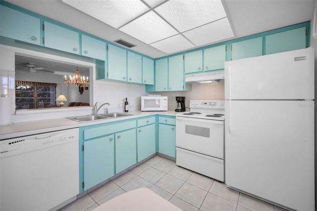 841 PATRICIA AVENUE 306, Dunedin, FL 34698