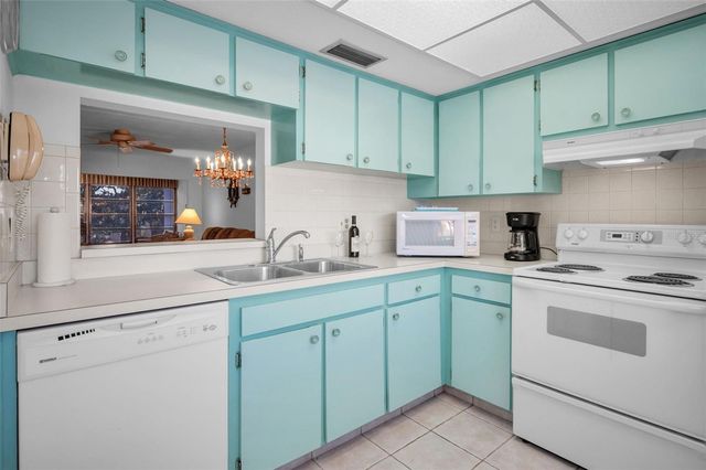 841 PATRICIA AVENUE 306, Dunedin, FL 34698