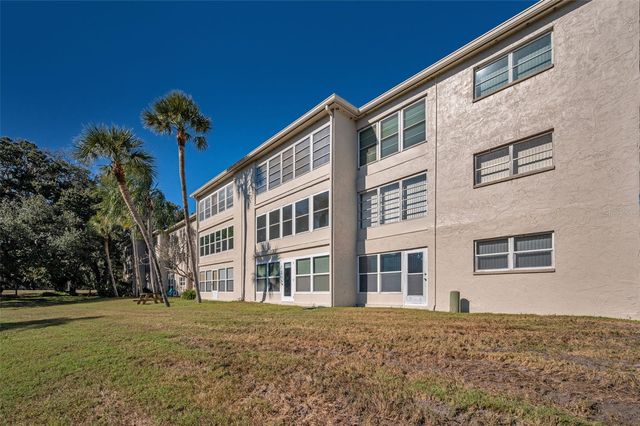 841 PATRICIA AVENUE 306, Dunedin, FL 34698