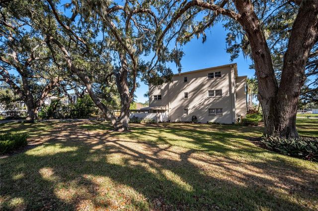 841 PATRICIA AVENUE 306, Dunedin, FL 34698