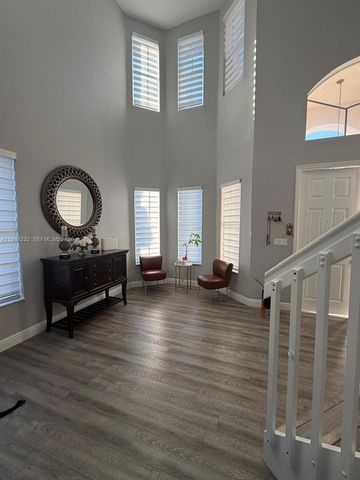 10837 SW 242nd St, Homestead, FL 33032