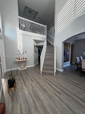 10837 SW 242nd St, Homestead, FL 33032