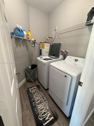 10837 SW 242nd St, Homestead, FL 33032