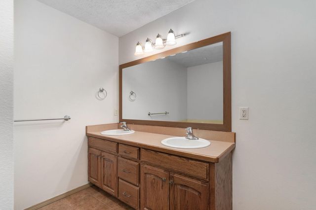 394 Jace Road, Billings, MO 65610
