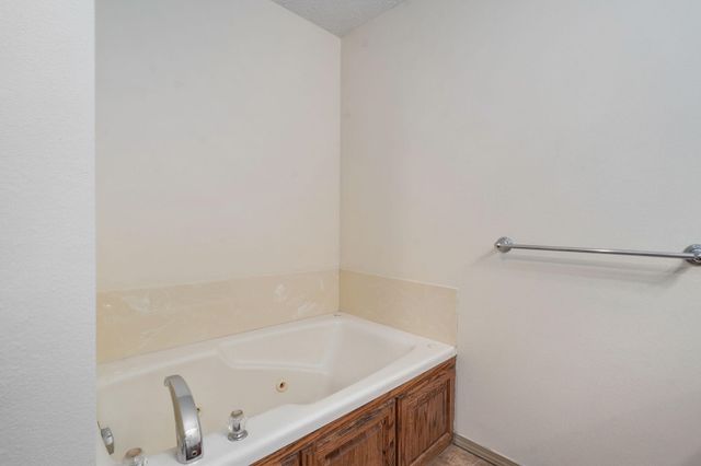 394 Jace Road, Billings, MO 65610