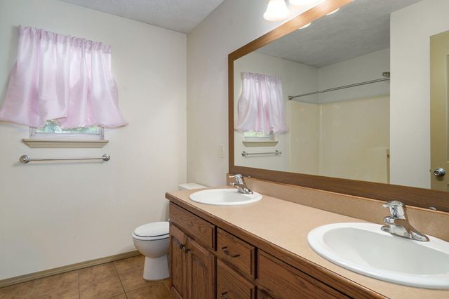 394 Jace Road, Billings, MO 65610