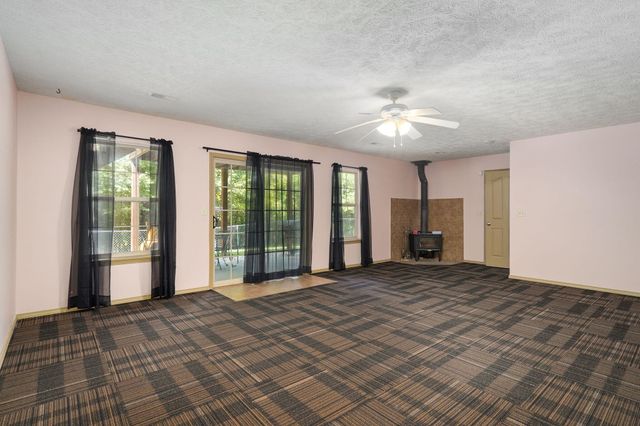 394 Jace Road, Billings, MO 65610