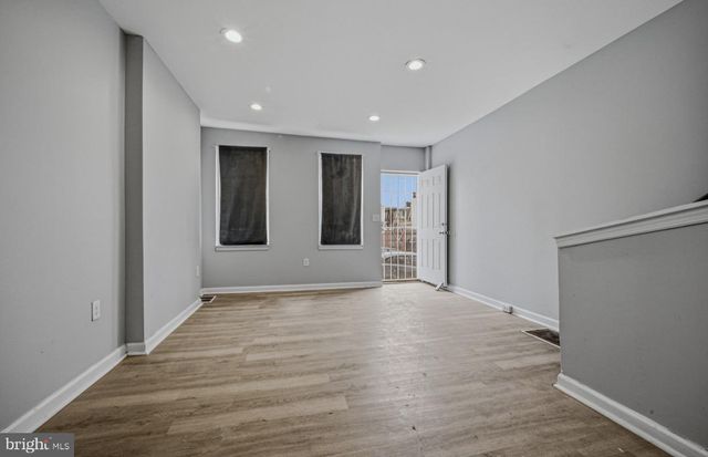 123 DELAMORE PL, Wilmington, DE 19805